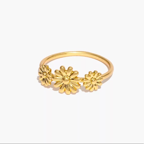 Madewell Jewelry - MADEWELL Triple Daisy Ring